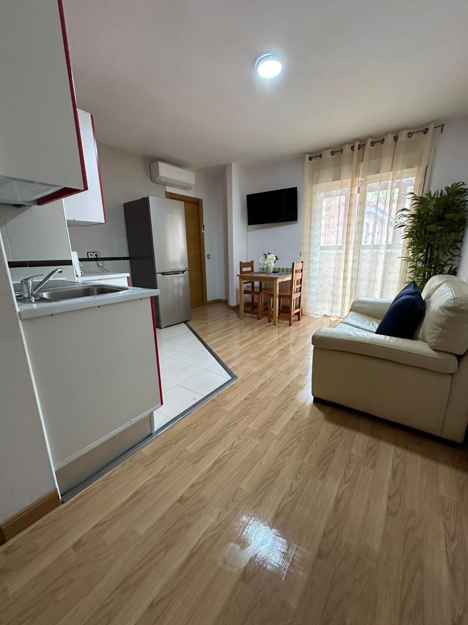 Cruz25 Apartment Alcala de Henares Exterior photo